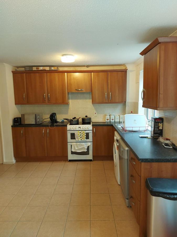 Spacious And Serene Stay Near Milton Keynes Centre Willen Exteriér fotografie