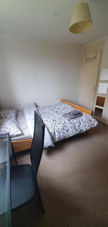 Spacious And Serene Stay Near Milton Keynes Centre Willen Exteriér fotografie