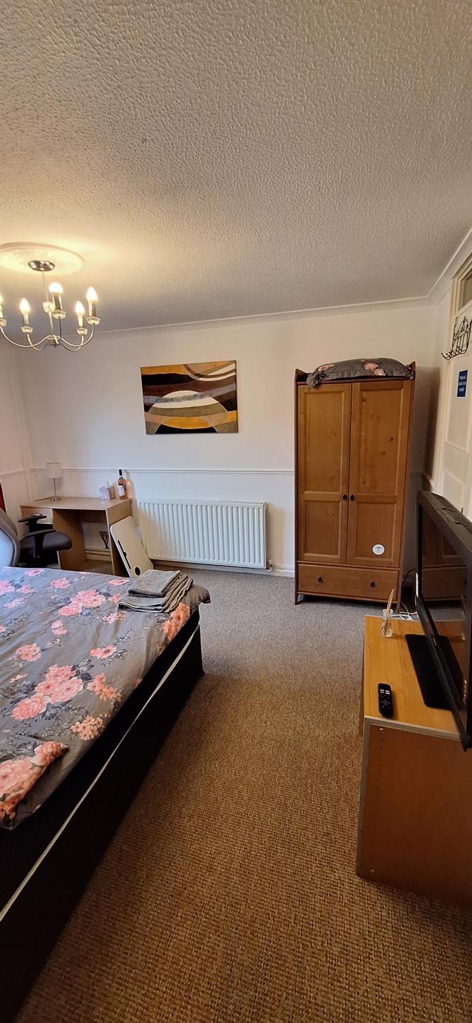 Spacious And Serene Stay Near Milton Keynes Centre Willen Pokoj fotografie