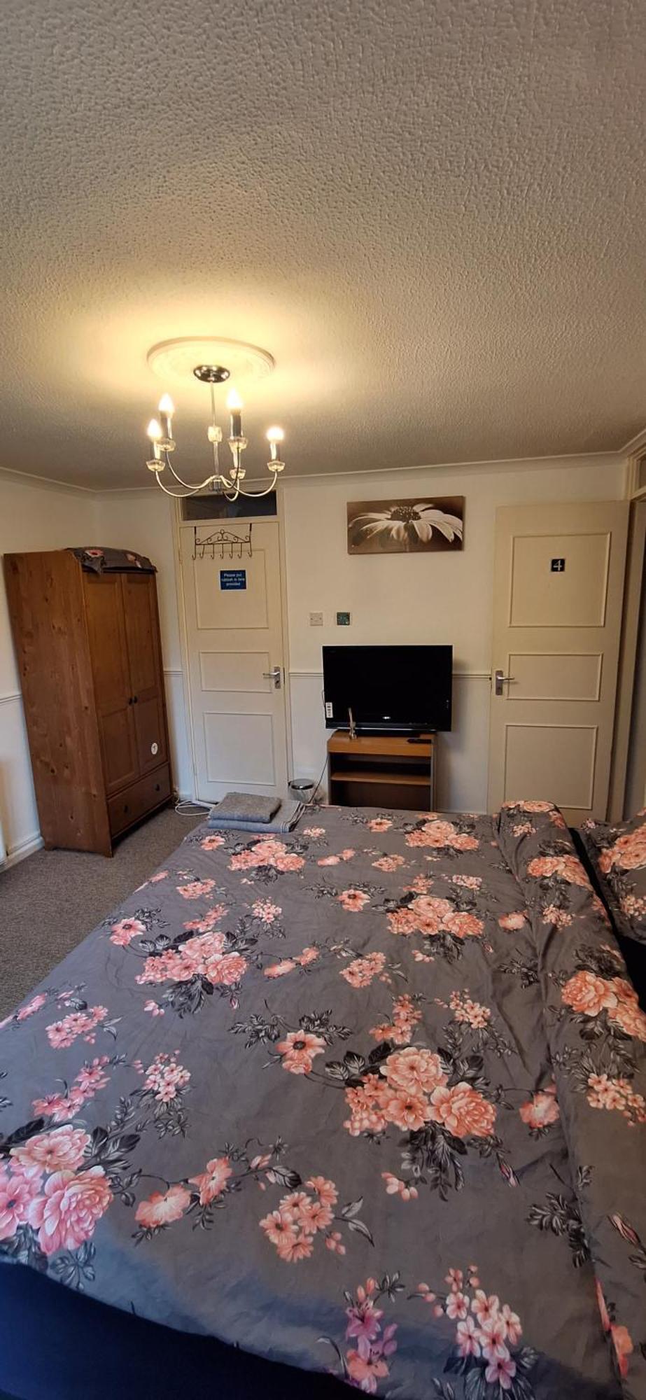 Spacious And Serene Stay Near Milton Keynes Centre Willen Pokoj fotografie